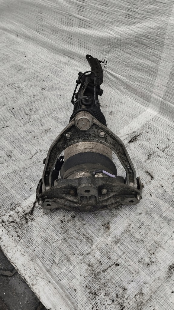 фото №9, Амортизатор пневматический audi q7 4l 3.0 tdi 7l8616040d 7l8616039d