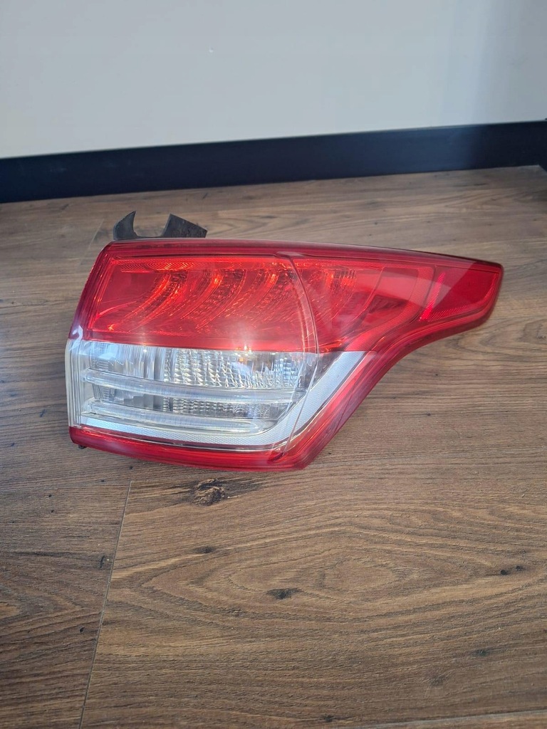 фото №1, Лампа led задняя крыло ford kuga mk 2 cv4413404bh