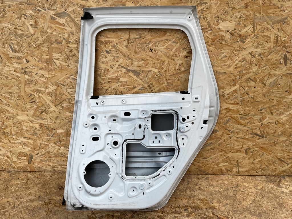 фото №14, Dacia duster ii 2 двері задні задня праве