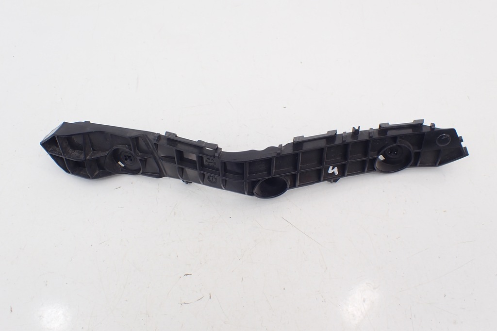 фото №9, Направляющая левый бампера задняя yaris cross 52576-0d470