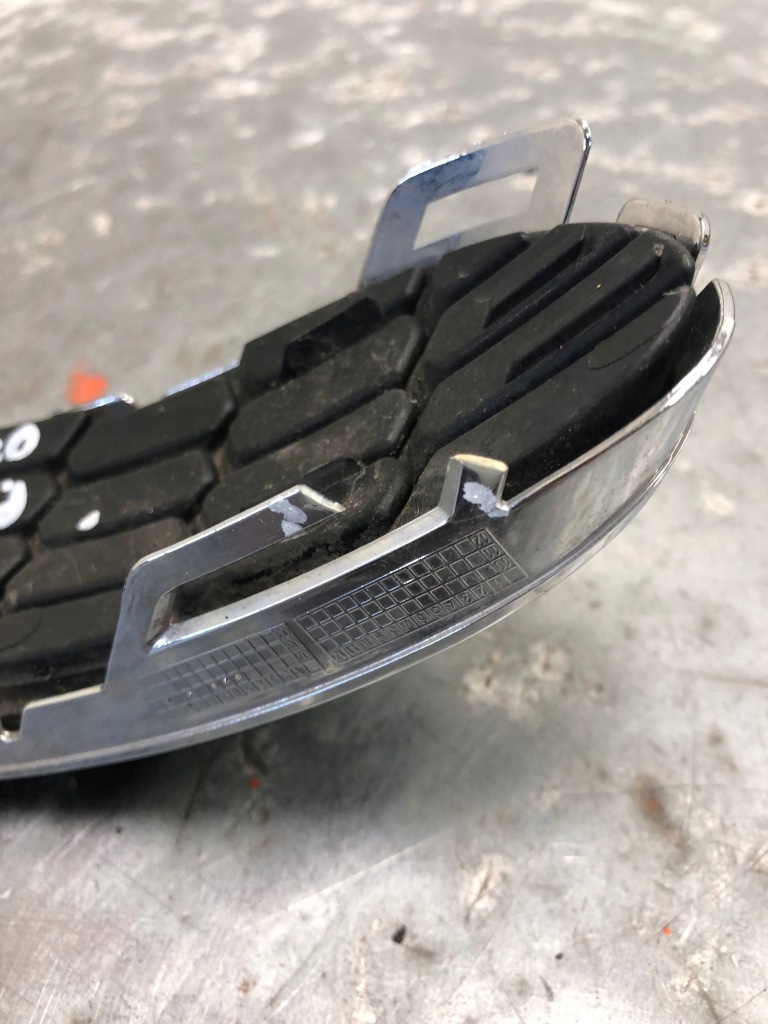 Решётка бампера правая  задний mini r55 2755534 в Украине