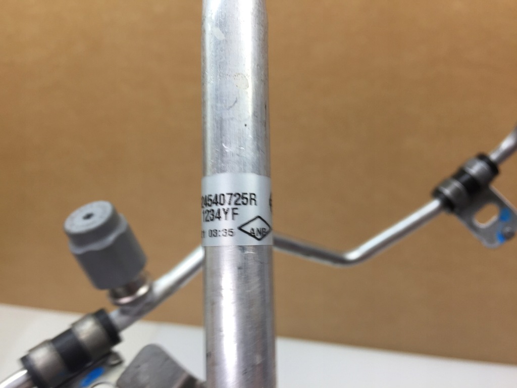 фото №3, Renault clio v 1.0 трубки шланг дроти кондиціонера