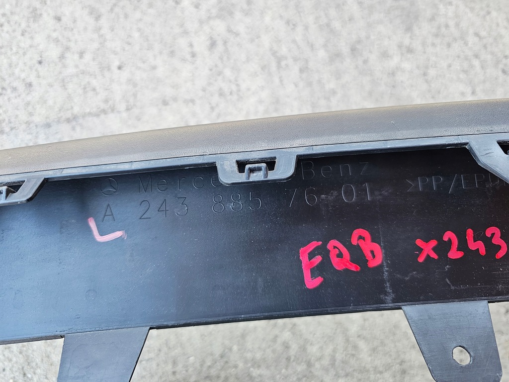 фото №10, Mercedes eqb x243 спойлер накладка бампера передній перед a2438857601