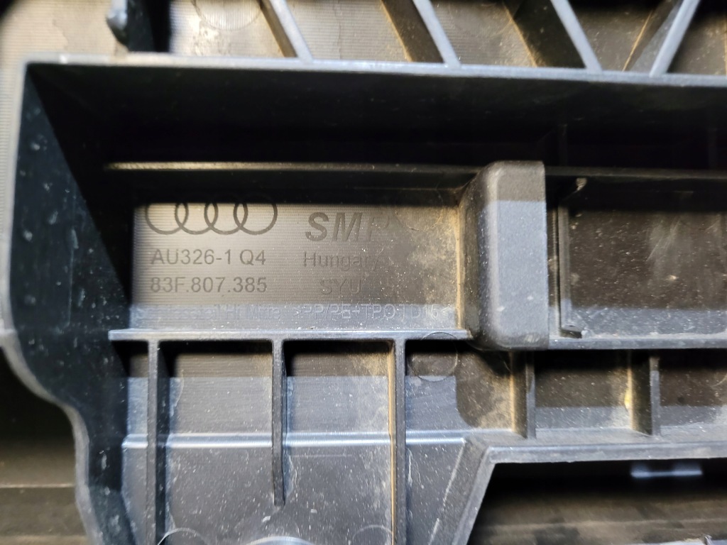 Бампер задня audi q3 ii sportback s-line pdc 83f Доставка