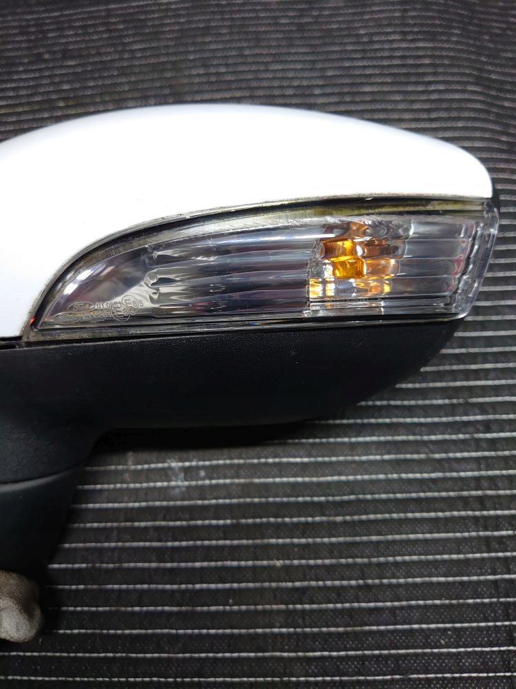 фото №10, Дзеркало ліва 8 pin ford fiesta mk7 europa білий