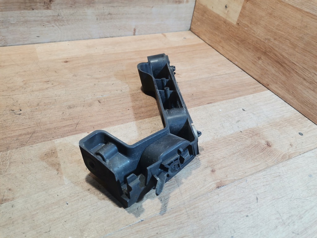 фото №9, Направляющая бампера левый задняя citroen c4 cactus 14-17r 9801685980