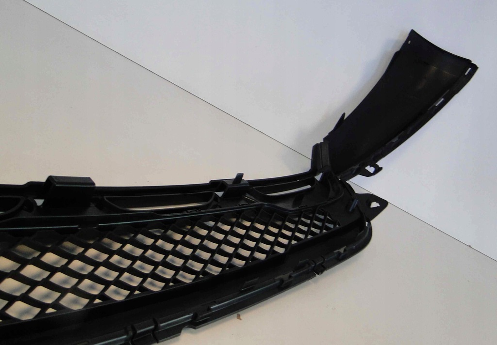 фото №11, Mercedes glb x247 247 решітка середня бампера bez pts