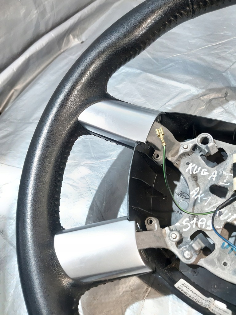 фото №10, Ford kuga mk1 08-12r воздуховод кожаный