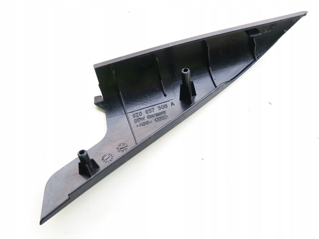 фото №4, Заглушка двері правий перед czarna audi a2 8z