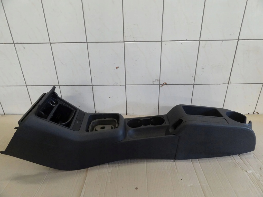 фото №1, Vw golf v plus 2006 тунель середній салону