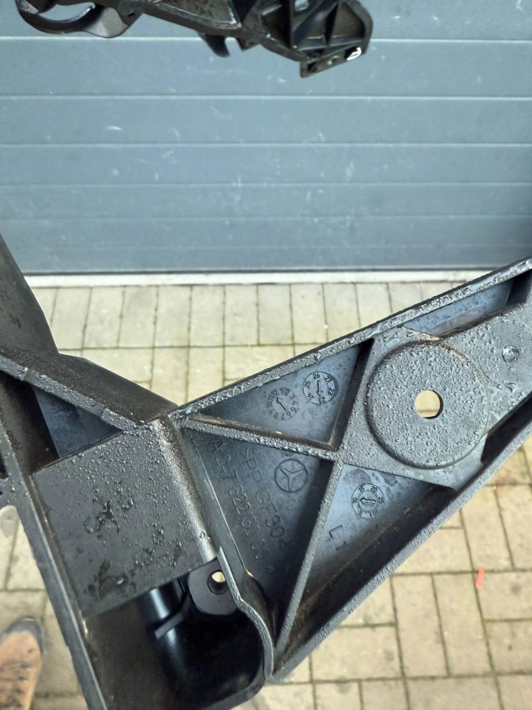 Mercedes a 177 ремінь передні підсилювач передній Київ