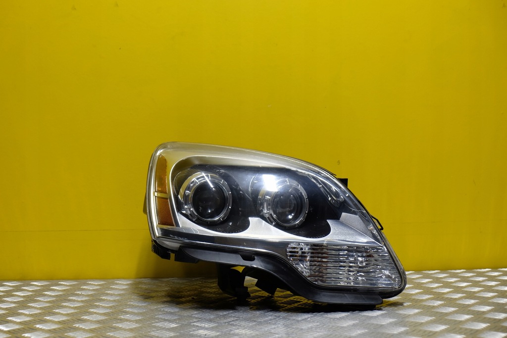 фото №1, Gmc acadia 2007- фара лампа перед обычная линзованная r usa