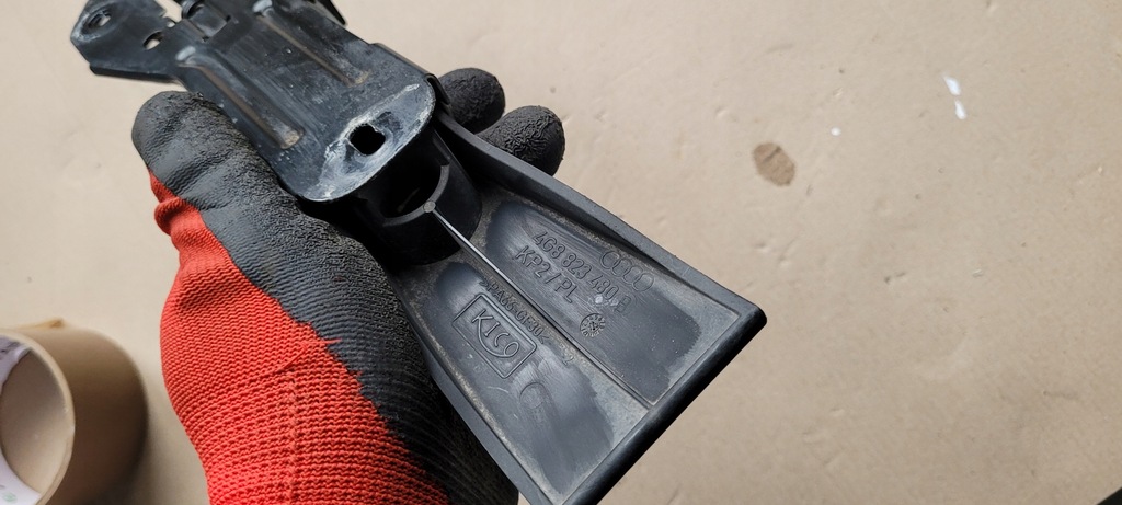 фото №8, S7 4g a7 засов замок капот перед 4g8823480b