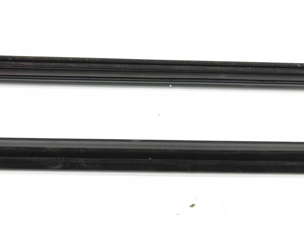 фото №5, Hyundai kona i 2019 комплект прокладка стекло дверь передних