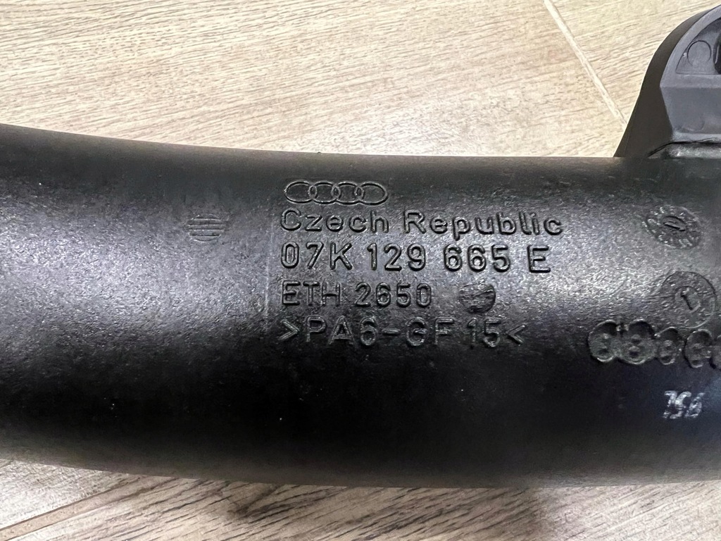 фото №5, Корпус фильтра воздуха впуск воздуховод воздуха audi rs3 8v ttrs 3q0