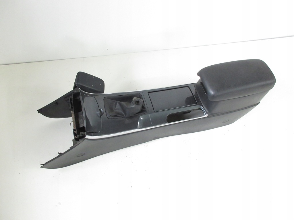 фото №4, Mazda 6 i gg туннель подлокотник kuda pod телефон