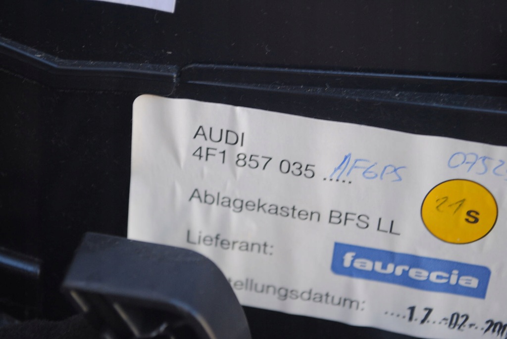 фото №8, Бардачок пассажира 4f1857035 soul audi a6 c6