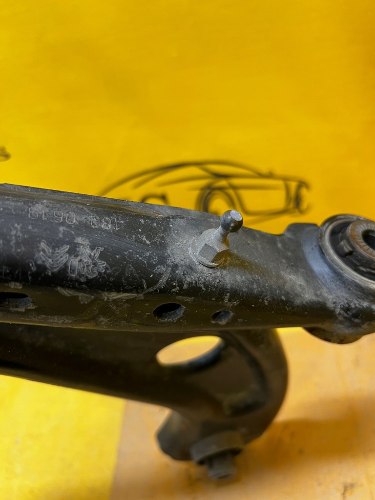 фото №6, Рычаг правый перед peugeot citroen c4 picasso ii