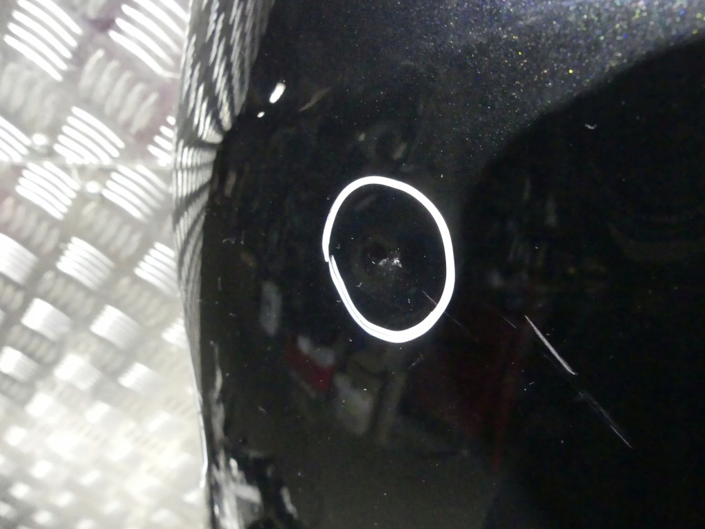 Bmw i20 ix капот крышка двигателя черная Киев