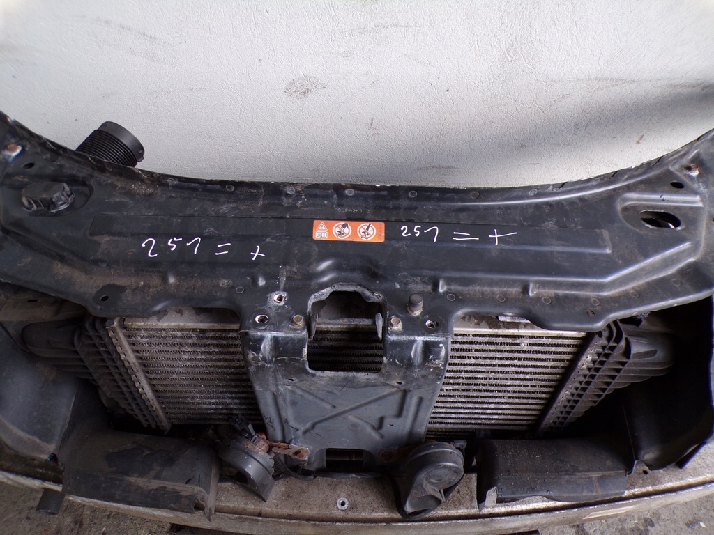 фото №6, Pas передний радиатор mercedes w251 r klasa дизель