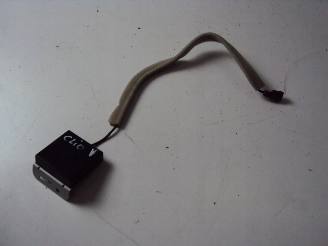 фото №2, Антенна gps renault clio v