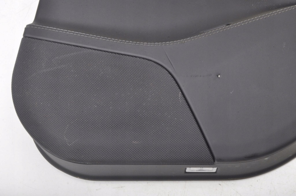 Tesla model s обшивка двері правий задня Оригінал