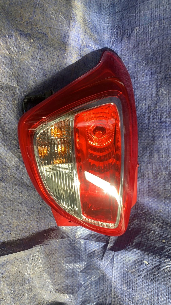 фото №1, Hyundai i10 2014- лампа задняя левая задняя