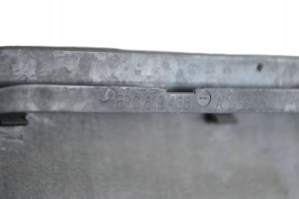 фото №5, Audi a3 s3 8v 2016 решётка вентиляционная pod бампером задним