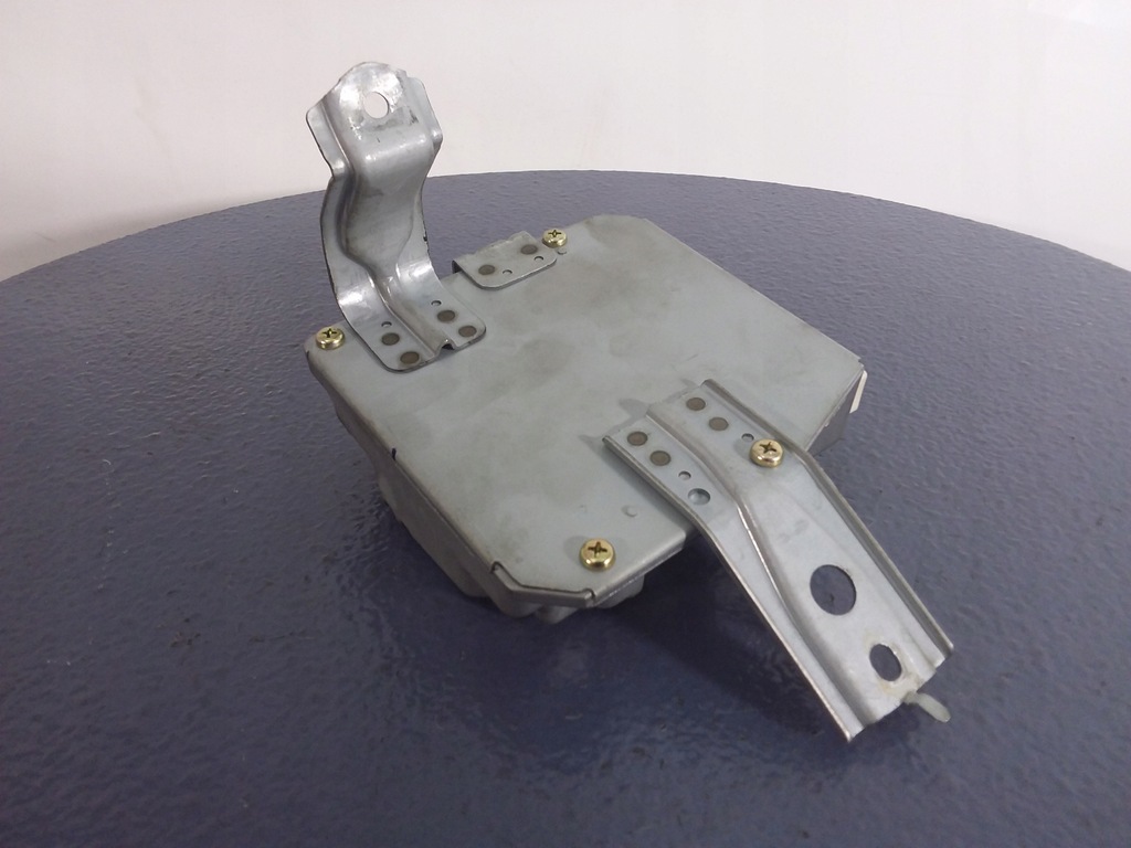 фото №4, Toyota corolla e12 блок керування модуль підсилювача