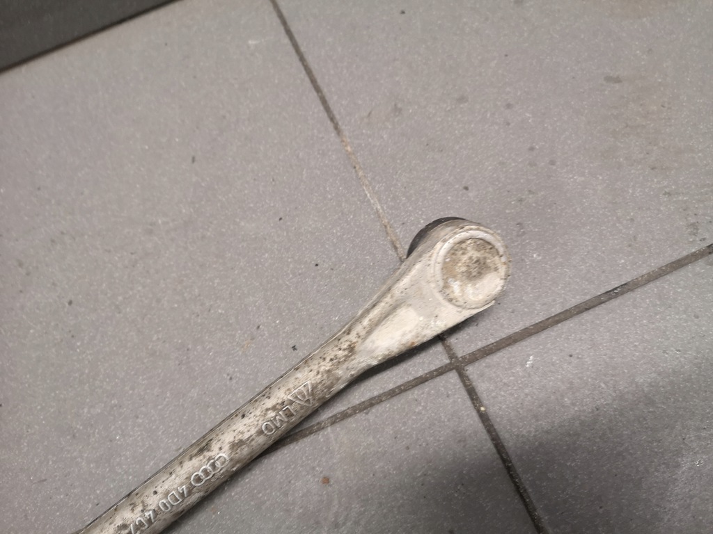 фото №4, Рычаг верхний перед audi a8 d2 4d0407507g