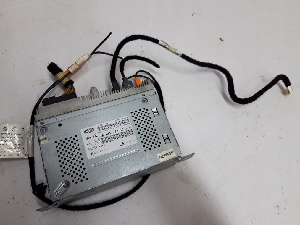 фото №1, Peugeot 208 2012- радіо