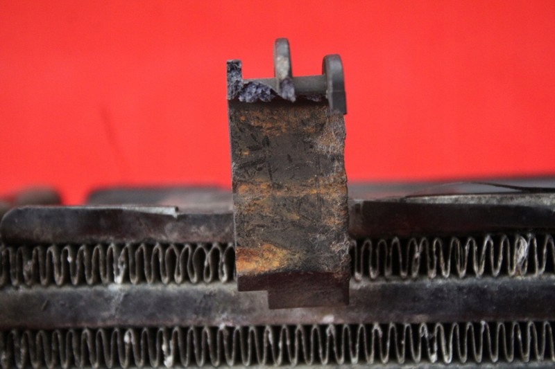 фото №5, Радіатор інтеркулер 144619u20a nissan note 1 i 1.5 dci 05-09