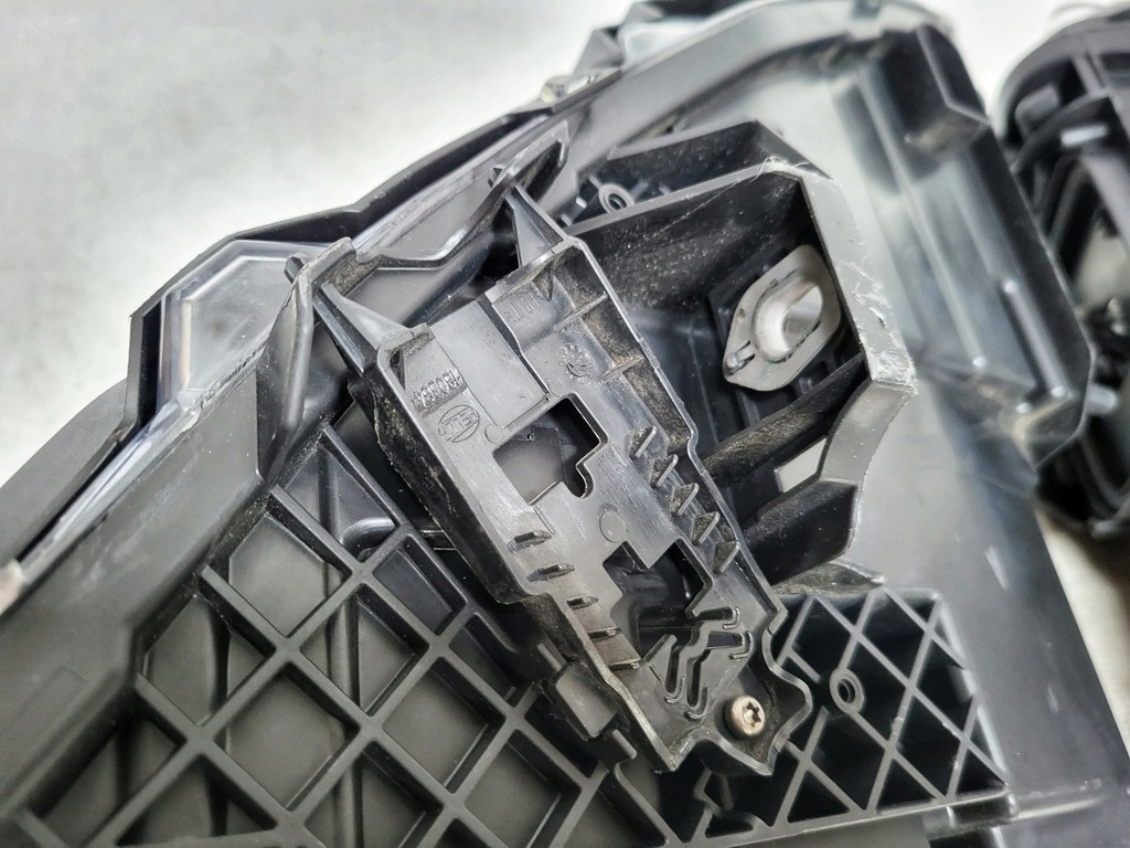 фото №14, Mercedes a-klasa w176 bi- ксенон ils l + p a1768200561 a1768200661 f-v.a.t