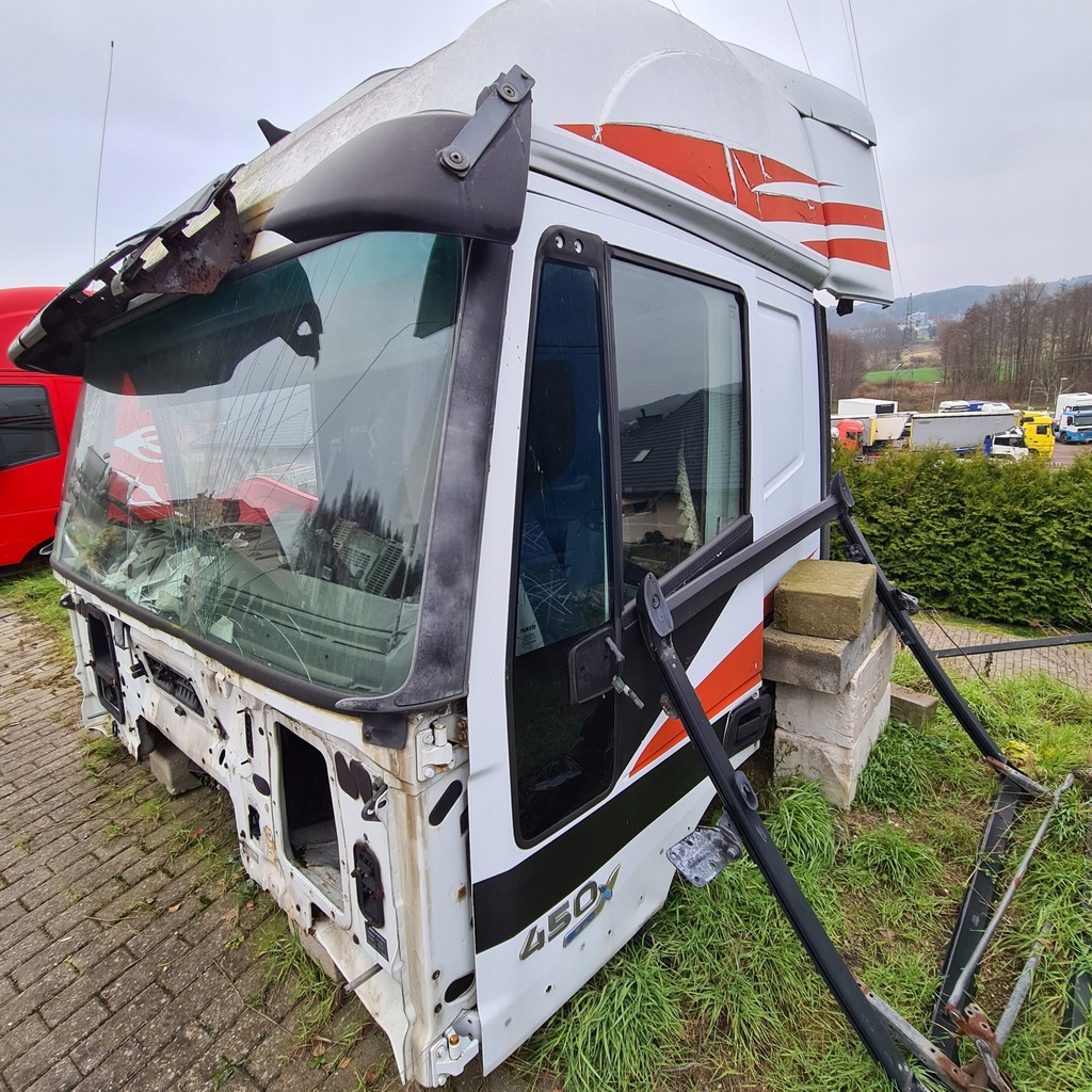 фото №13, Кабина четверть крыша bok блок двигателя iveco stralis