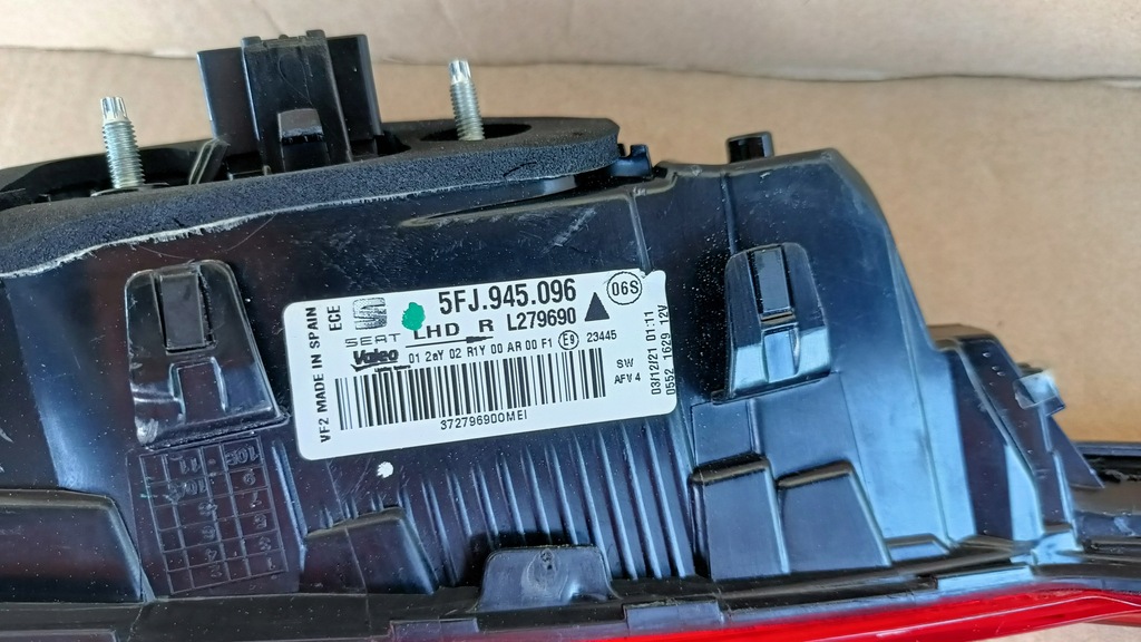 фото №13, Лампа лампы задняя задние seat tarraco led lift комплект оригинал оригинальный номер