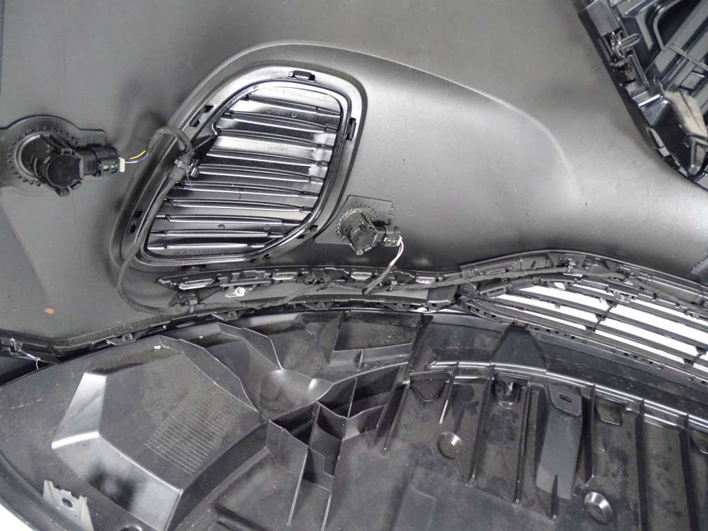 фото №11, Бампер передній mercedes eqa lift a243 w243 a2438850001