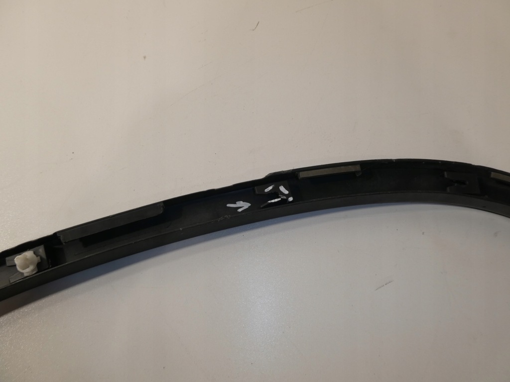 фото №7, Молдинг крыла левый задняя vw tiguan 5n 5n0854819b