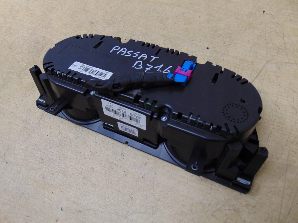 фото №10, Лічильник приладова панель vw passat b7 1.6 europa 3aa920870a