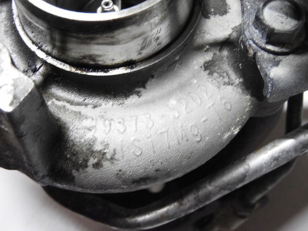 фото №6, Peugeot 208 i 12-18 5d 1.4 ehdi турбонагнітач 49373-52020