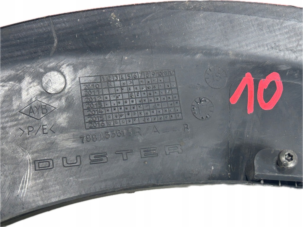 фото №8, Dacia duster i молдинг крыла левый задняя 788a33613r