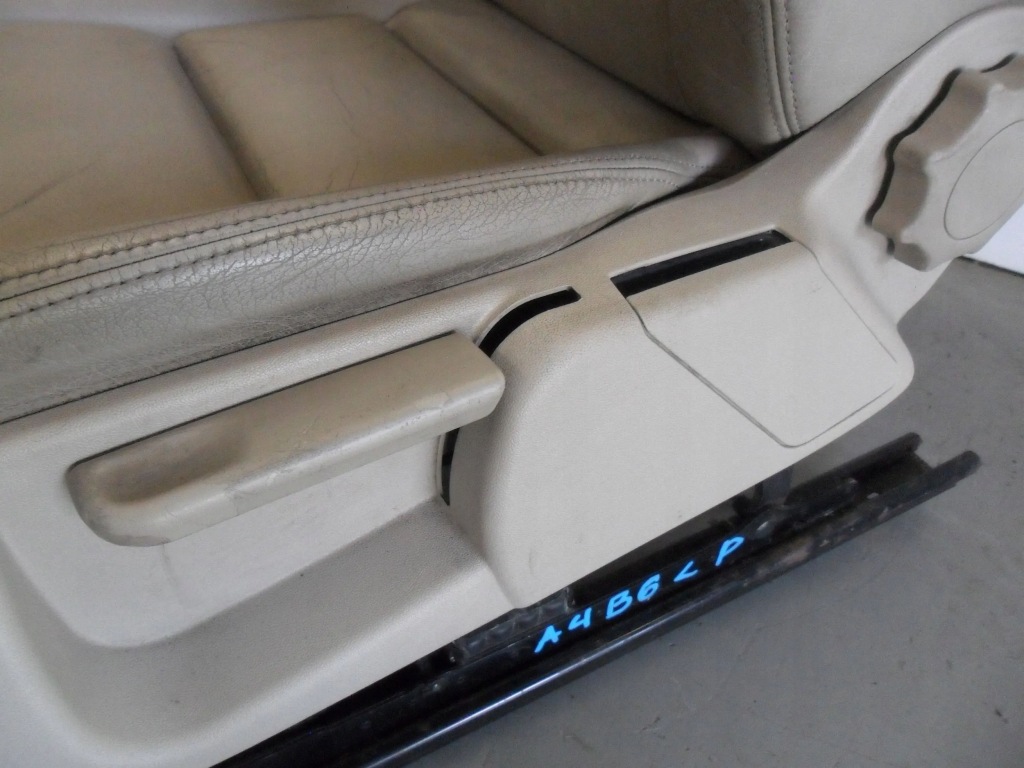 Audi a4 b6 2001 седан сиденье водителя левый перед кожа бежевая подушка безопасности Цена