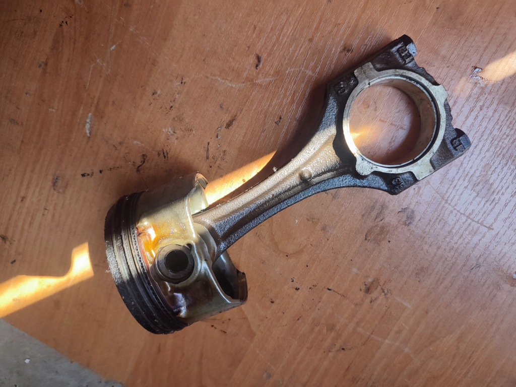 фото №1, Поршень с шатун opel astra h 2.0 turbo lel