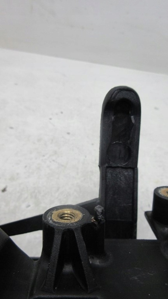 фото №12, Audi a8 d3 4.0 tdi правый коллектор всасывающий 057129712aa