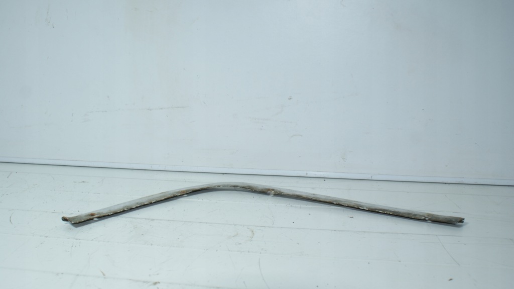 фото №5, Mercedes r107 sl молдинг декоративная хром pod фара передняя левая 1078810132