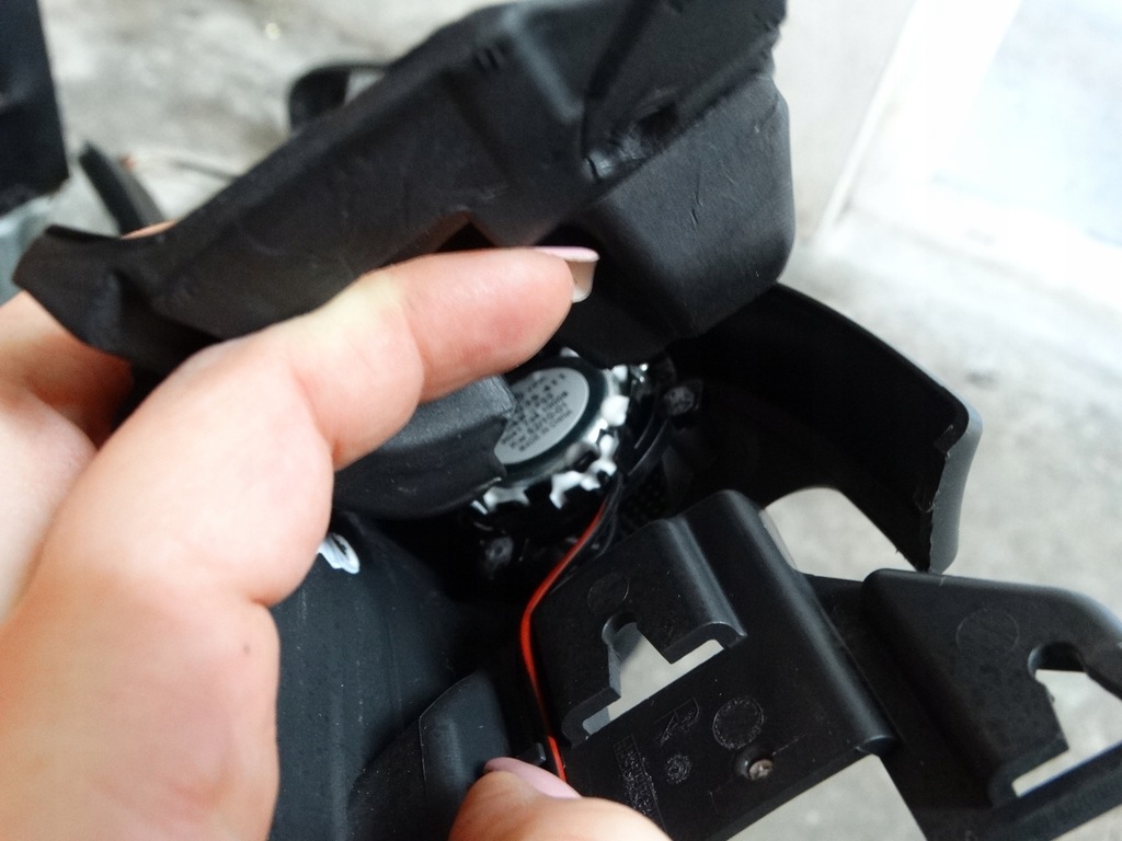 фото №13, Захист динаміка ліва+ динамік vw golf vi 5k0837985