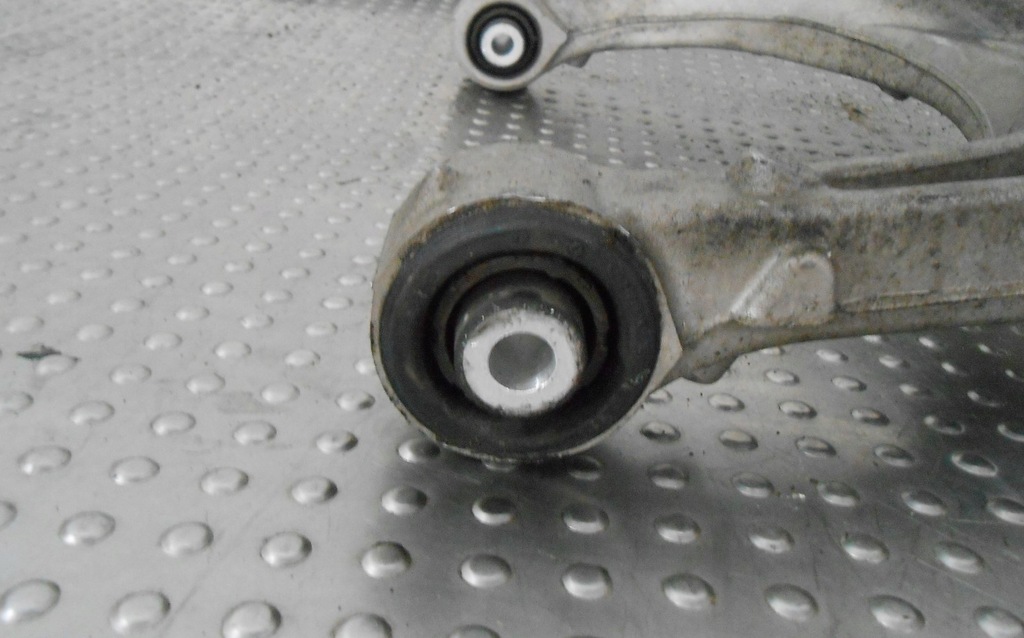 фото №9, Dodge durango iii 3.6i 2016 рычаг задняя