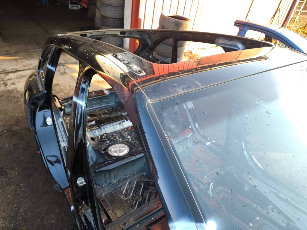 фото №1, Porsche cayenne 92a 2011 дах