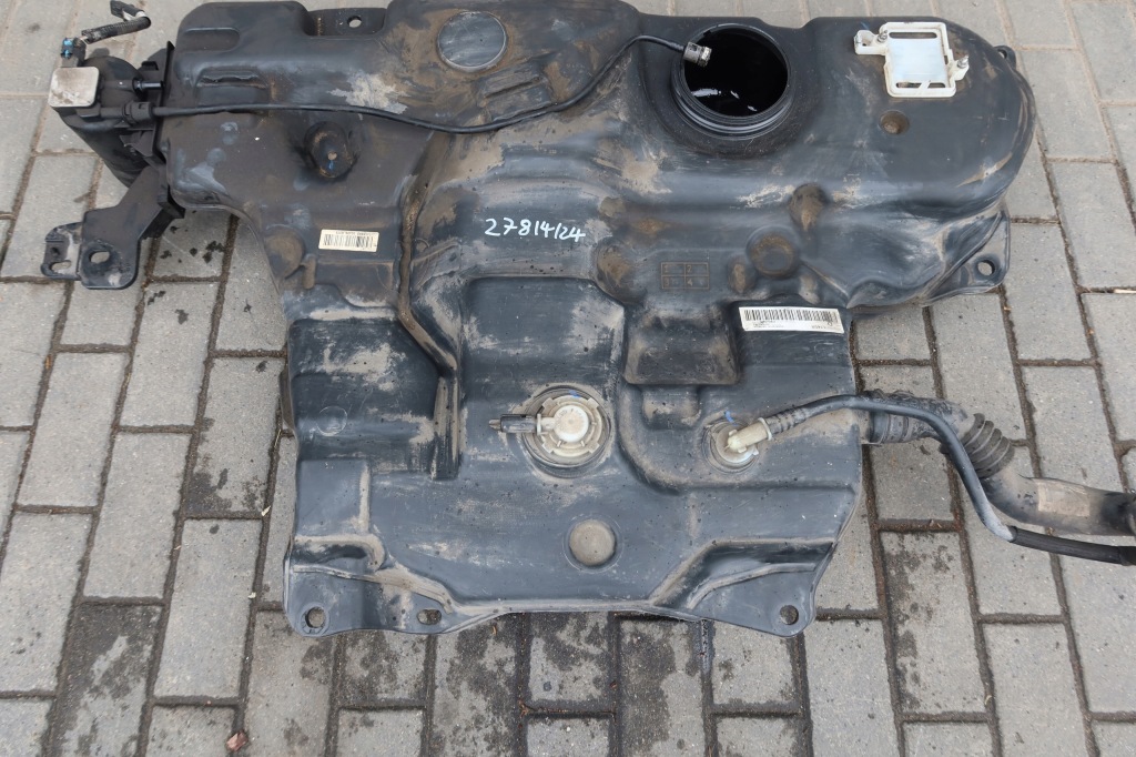 Бак паливної  megane iv 8201530486 в Україні