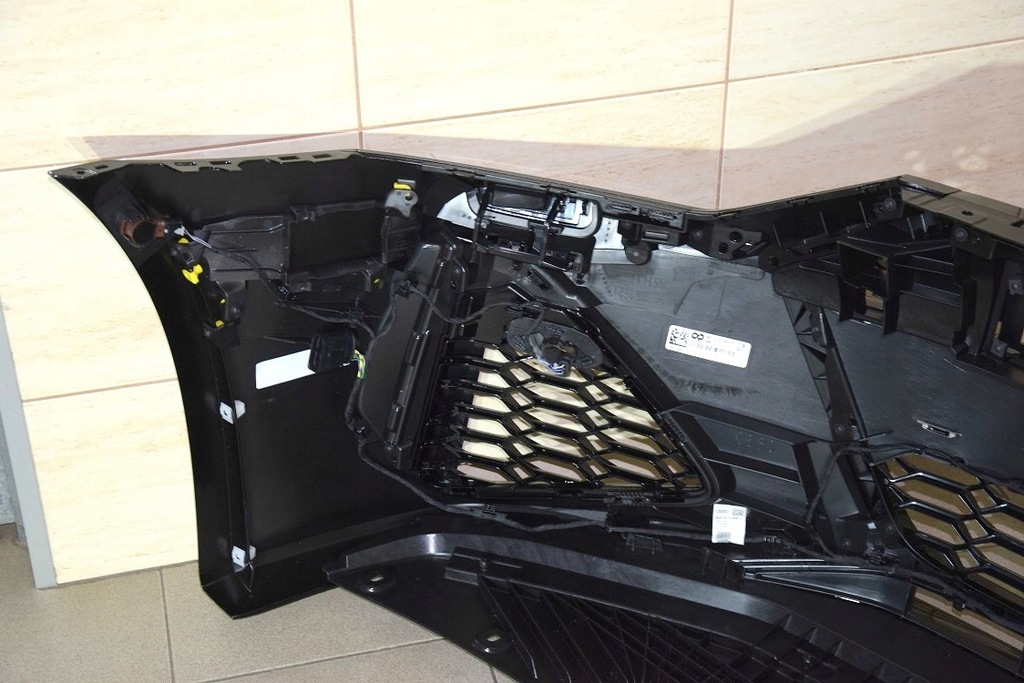 фото №12, Audi rs6 c8 4k0 передний бампер 18-r камера 4k8