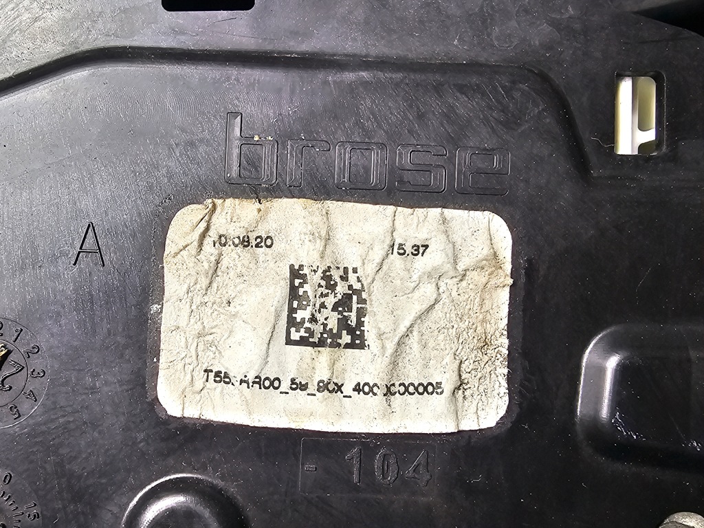 Jeep compass 17- замок дверь правый  задняя 04589914ae америка в Украине